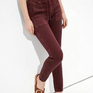 American Eagle Next Level high Waisted Jegging Jogger